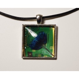 pendentif vert Speciimen